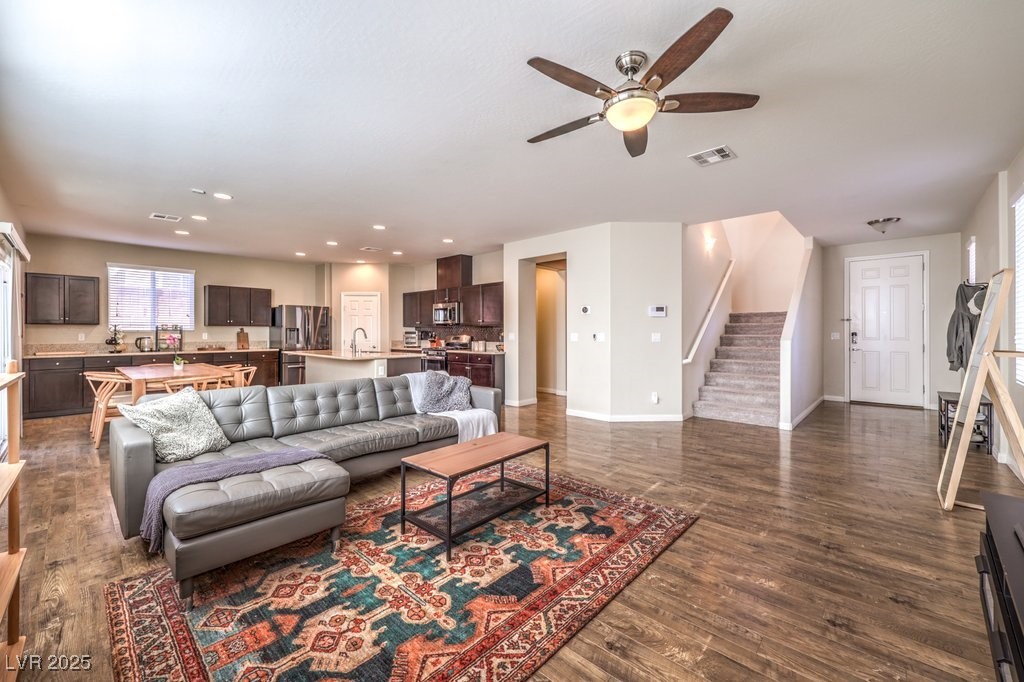 10421 Mount Washington Avenue Property Photo 8