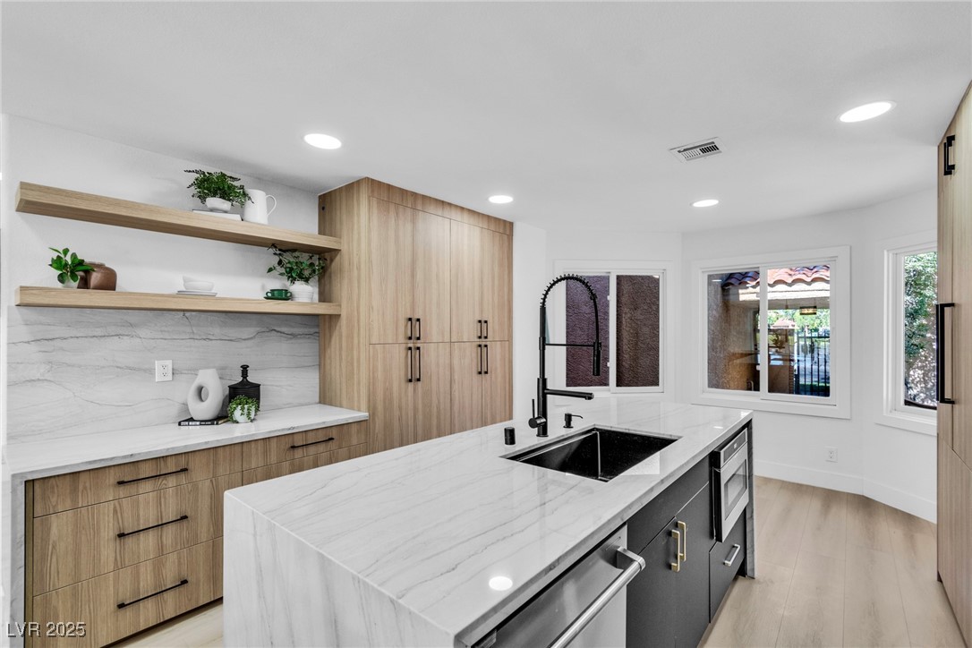 7685 Spanish Bay Drive Property Photo 11