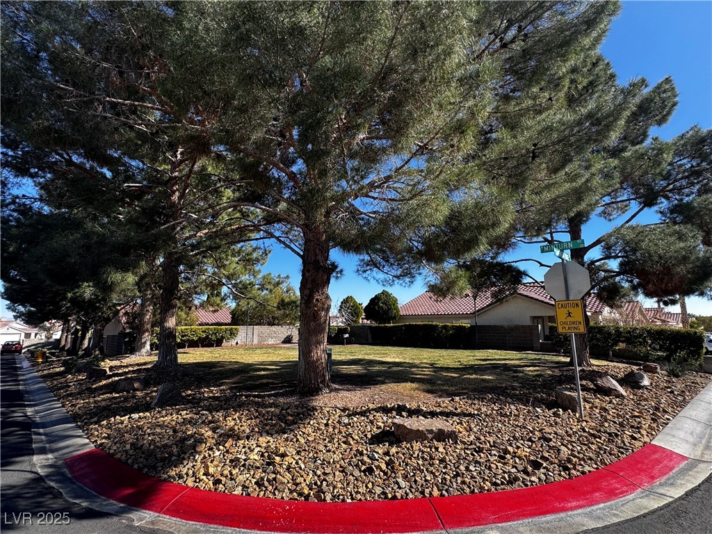 5513 Oakwood Ridge Street Property Photo 12