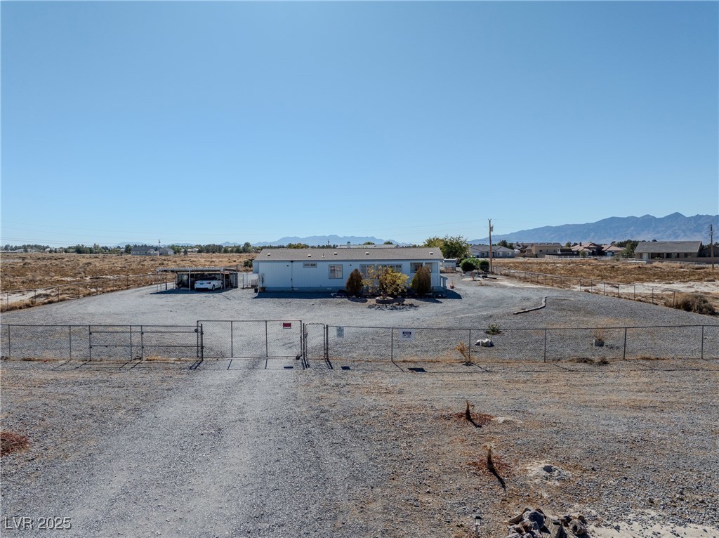 2231 Deacon Street Property Photo 1