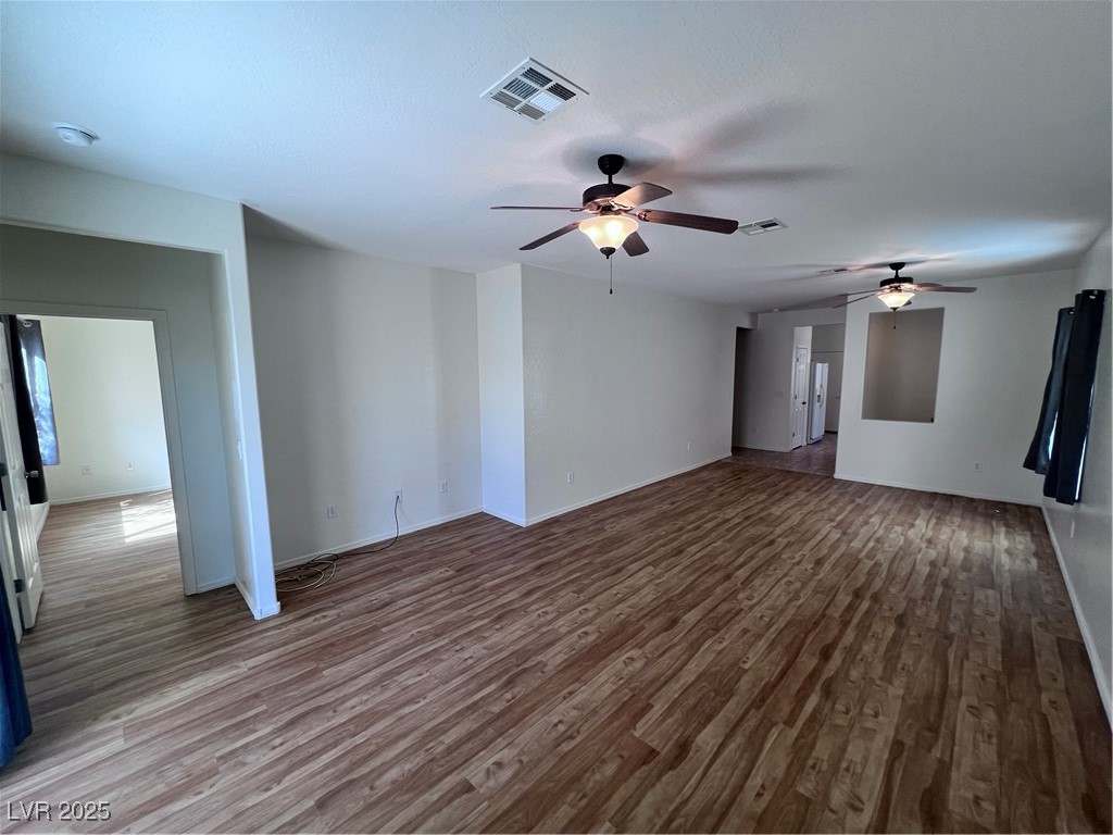2925 Ivorybill Way Property Photo 2