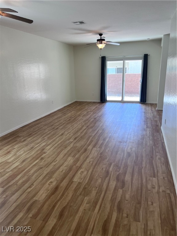 2925 Ivorybill Way Property Photo 3