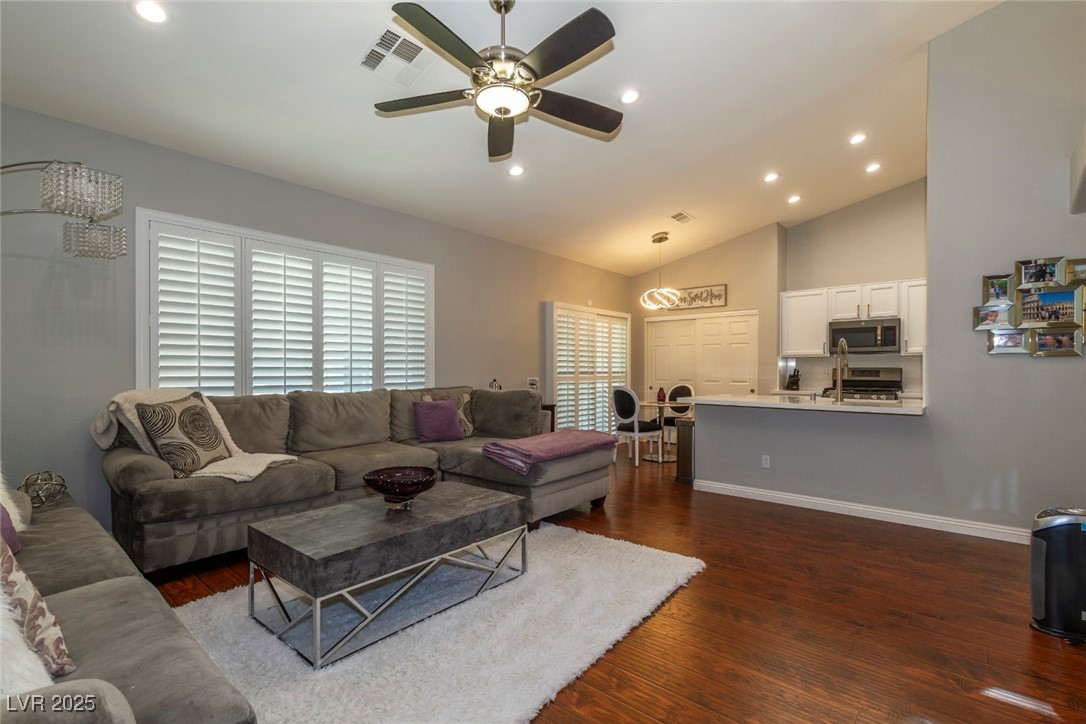 1905 Sirocco Court Property Photo 12