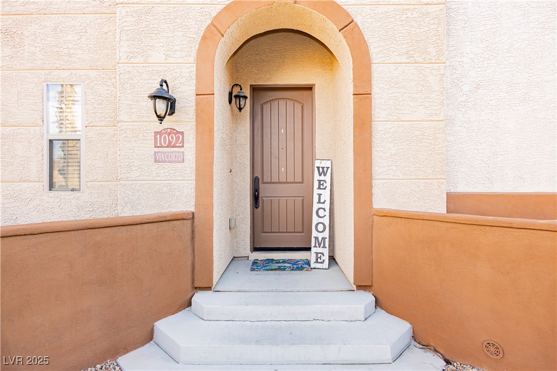 1092 Via Corto Street Property Photo 4