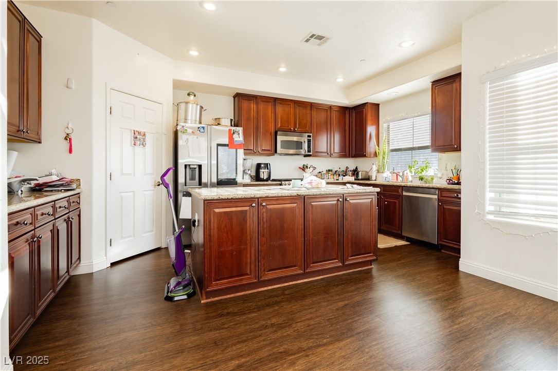 1092 Via Corto Street Property Photo 7