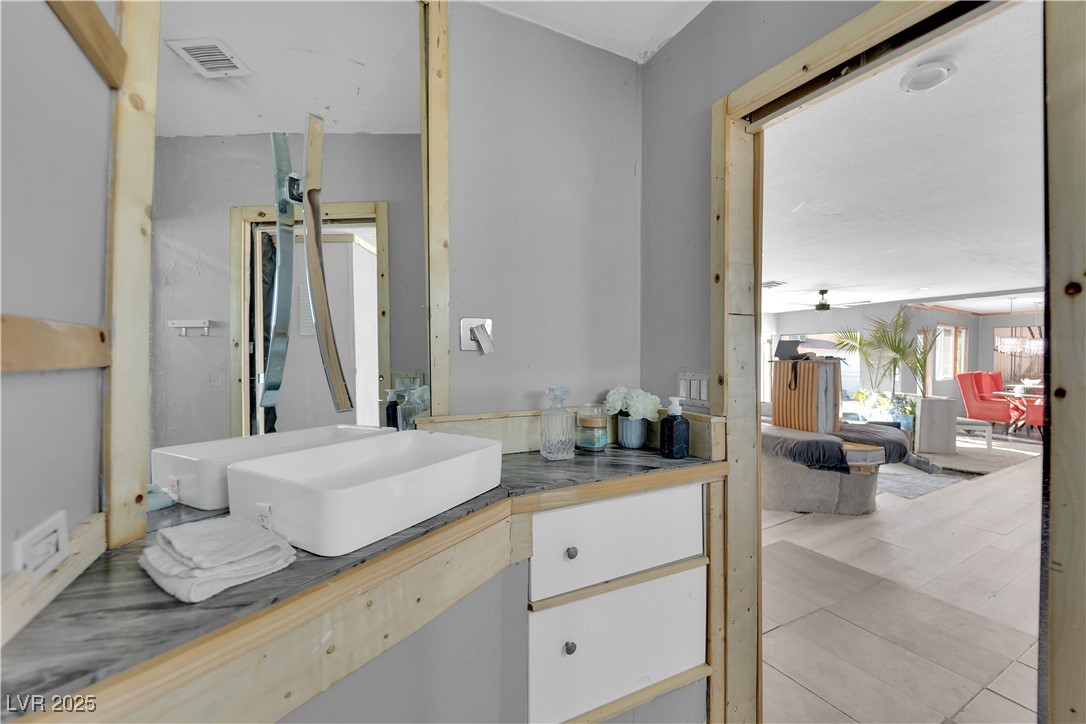 1805 Ivanhoe Way Property Photo 48
