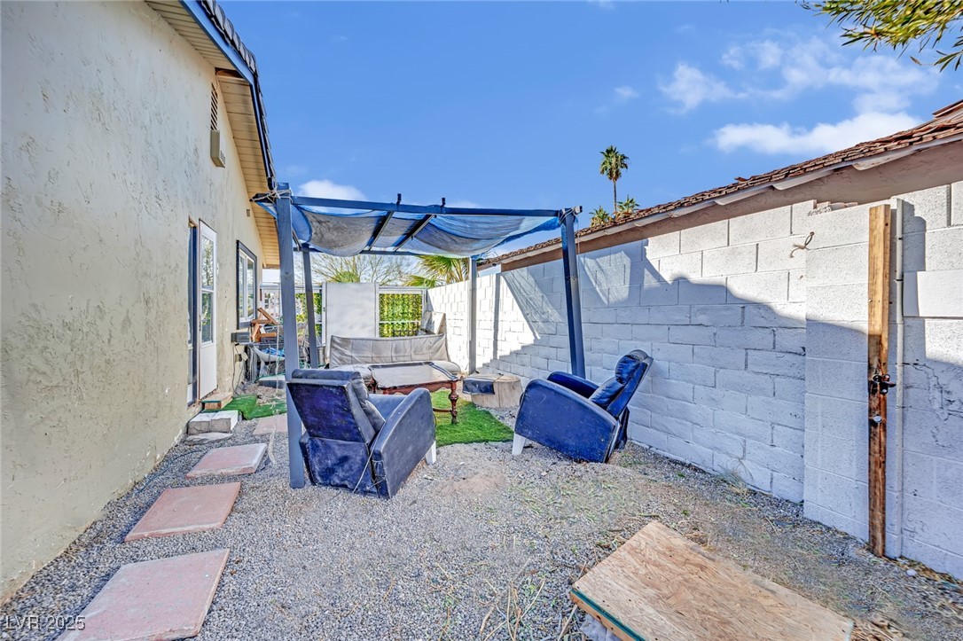1805 Ivanhoe Way Property Photo 64