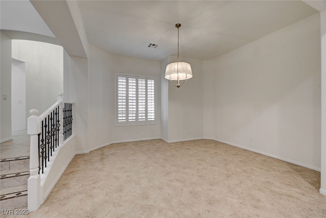 10530 Eagle Nest Street Property Photo 8