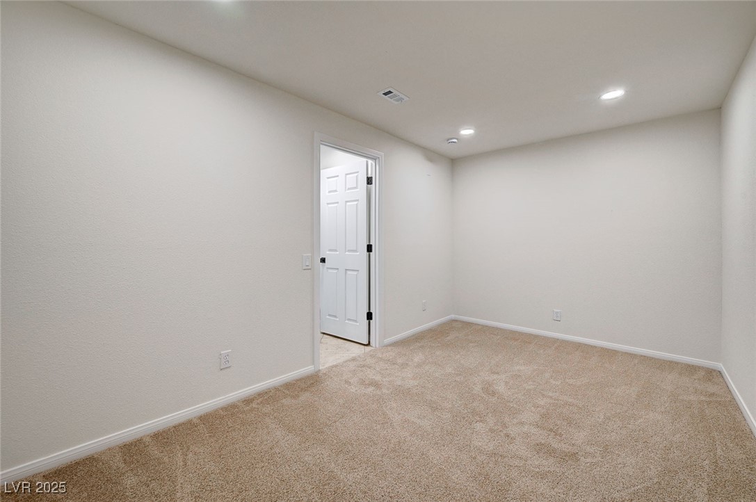 10530 Eagle Nest Street Property Photo 22