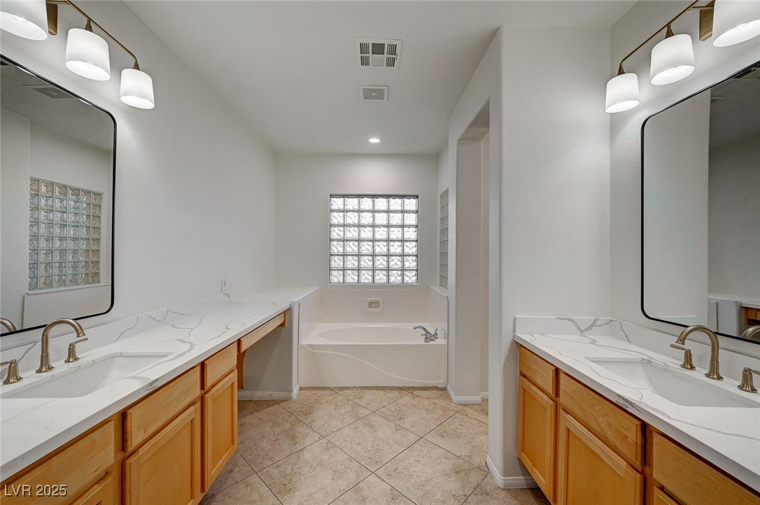 10530 Eagle Nest Street Property Photo 32