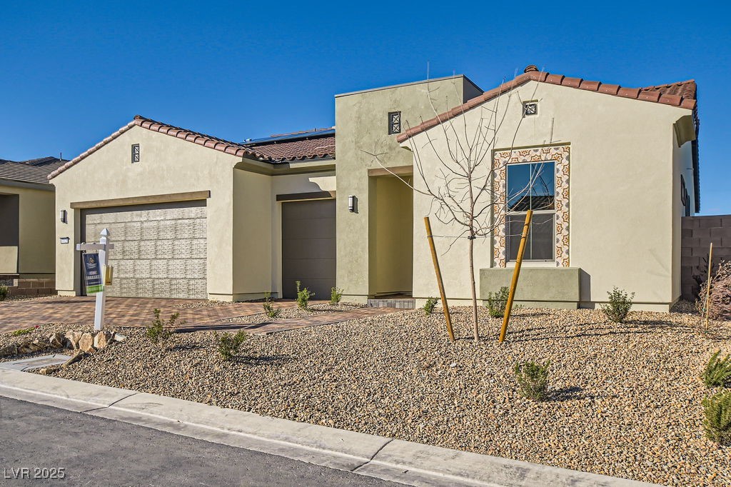 10026 Honey Rose Avenue Property Photo 5