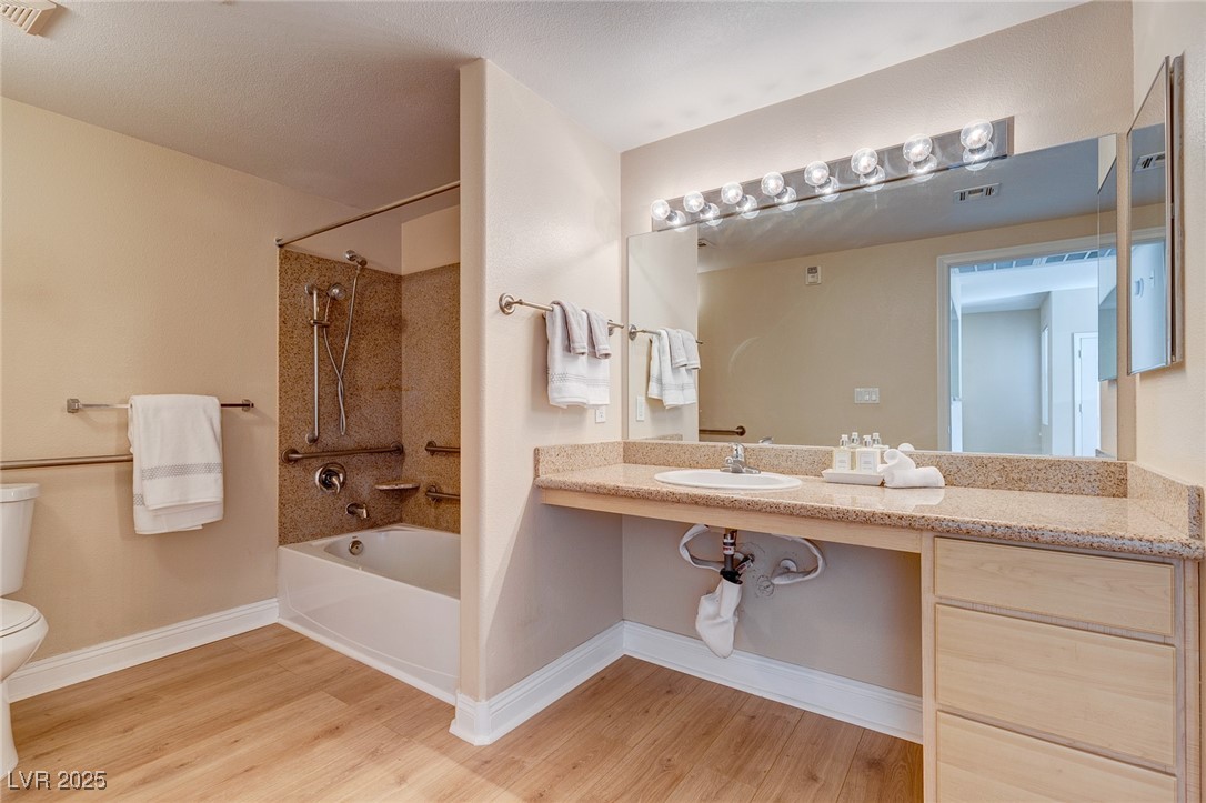 8000 West Badura Avenue 1130 Property Photo 21