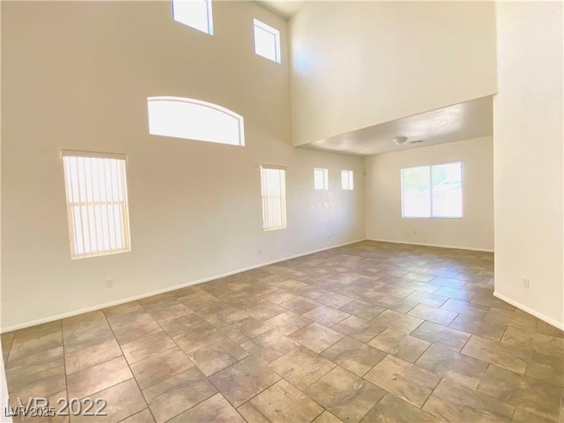 6956 Pacific Coast Street Property Photo 5