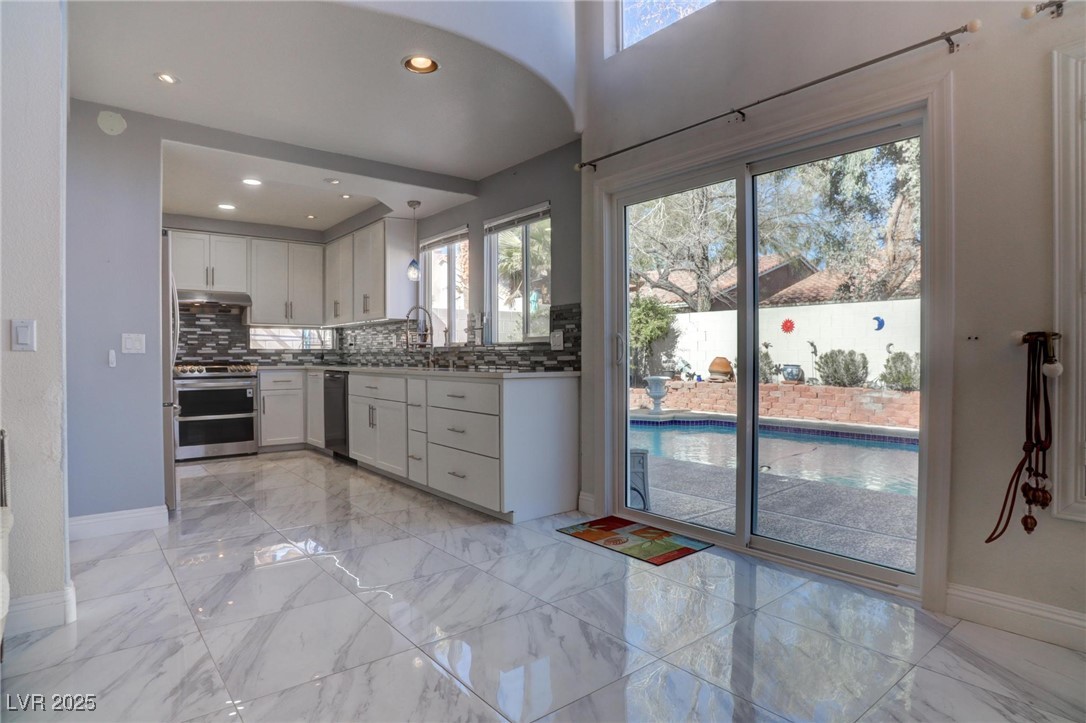 9680 Granite Gorge Court Property Photo 12