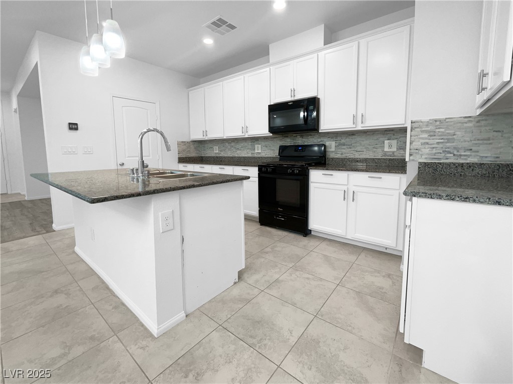 7059 Mackenzie Bay Avenue Property Photo 6