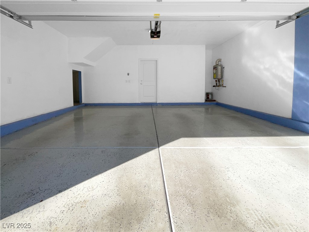 7059 Mackenzie Bay Avenue Property Photo 12