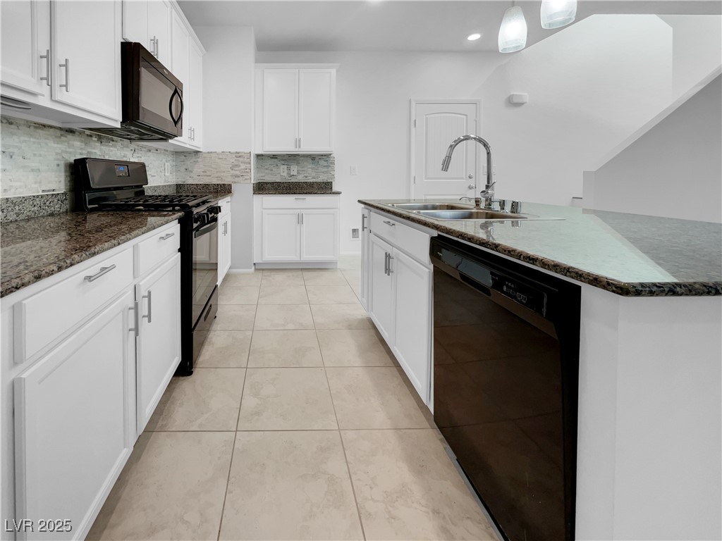 7059 Mackenzie Bay Avenue Property Photo 13