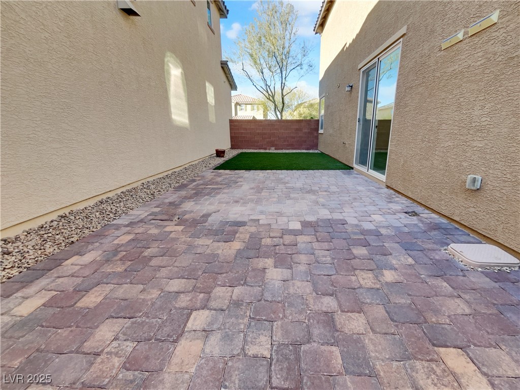 7059 Mackenzie Bay Avenue Property Photo 21