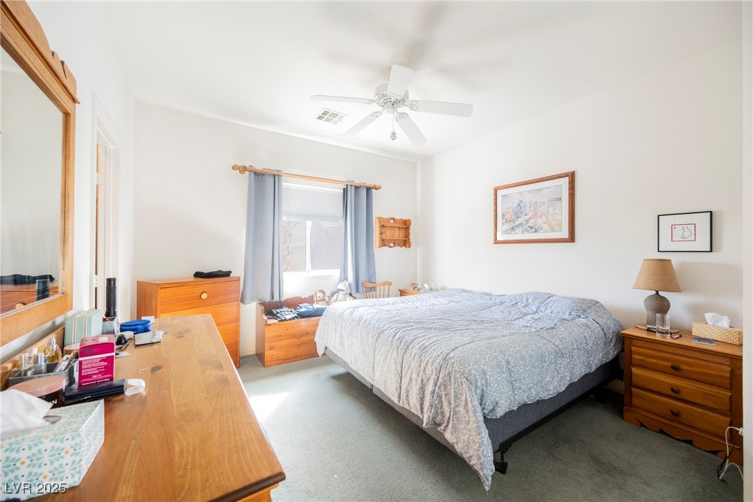 186 Shaded Peak Street Property Photo 16