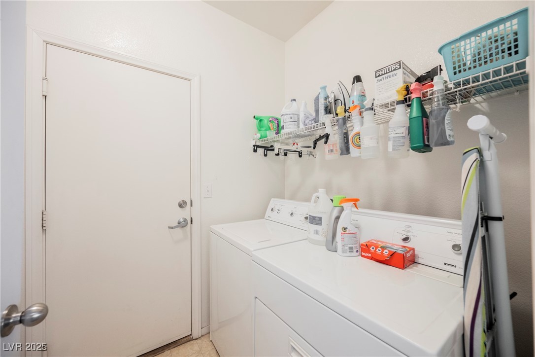186 Shaded Peak Street Property Photo 29