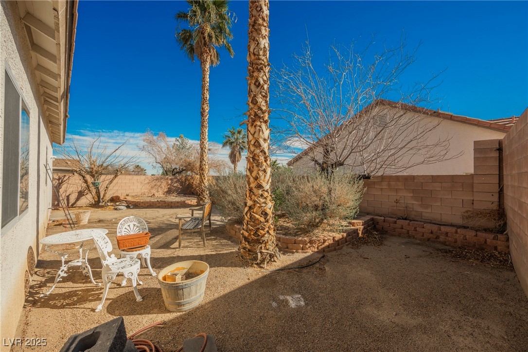 186 Shaded Peak Street Property Photo 33