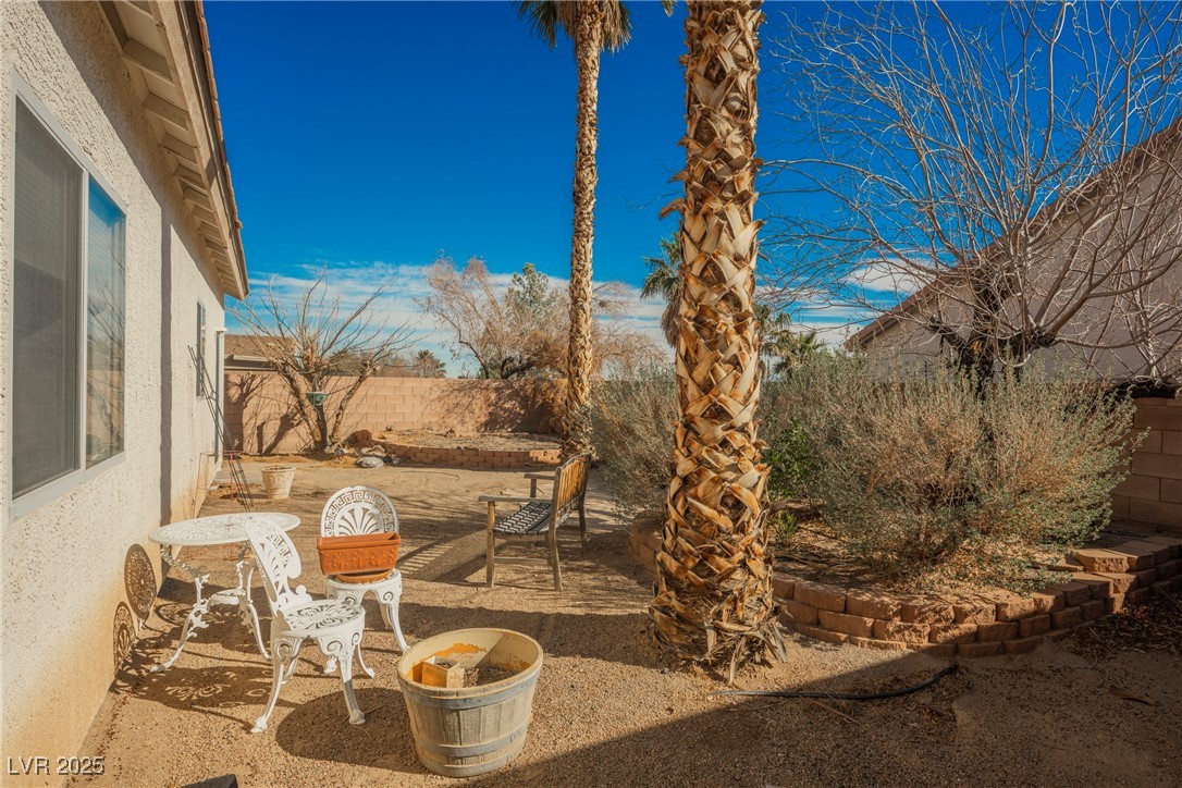 186 Shaded Peak Street Property Photo 34