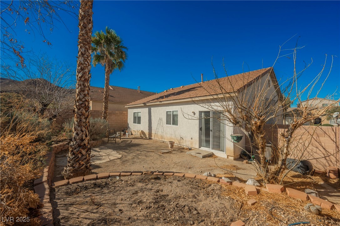 186 Shaded Peak Street Property Photo 37