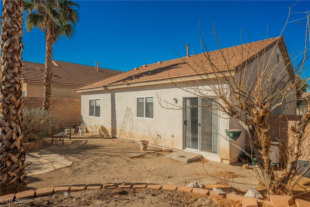 186 Shaded Peak Street Property Photo 38