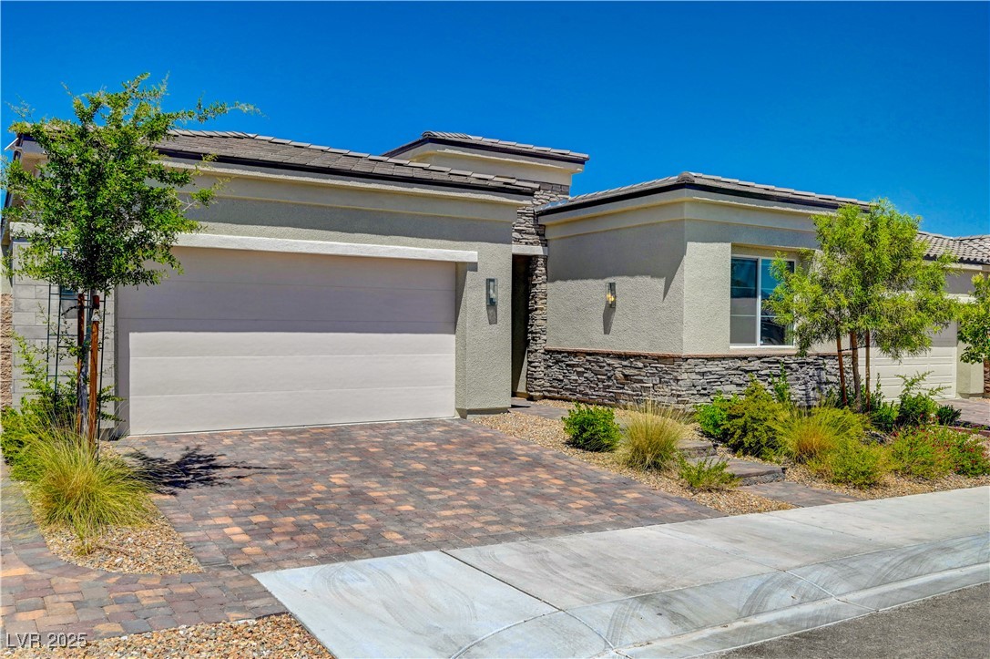8525 Stokestone Street Property Photo 4