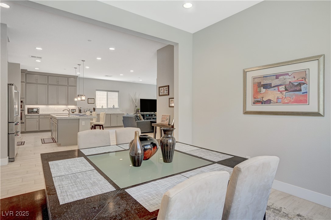8525 Stokestone Street Property Photo 10