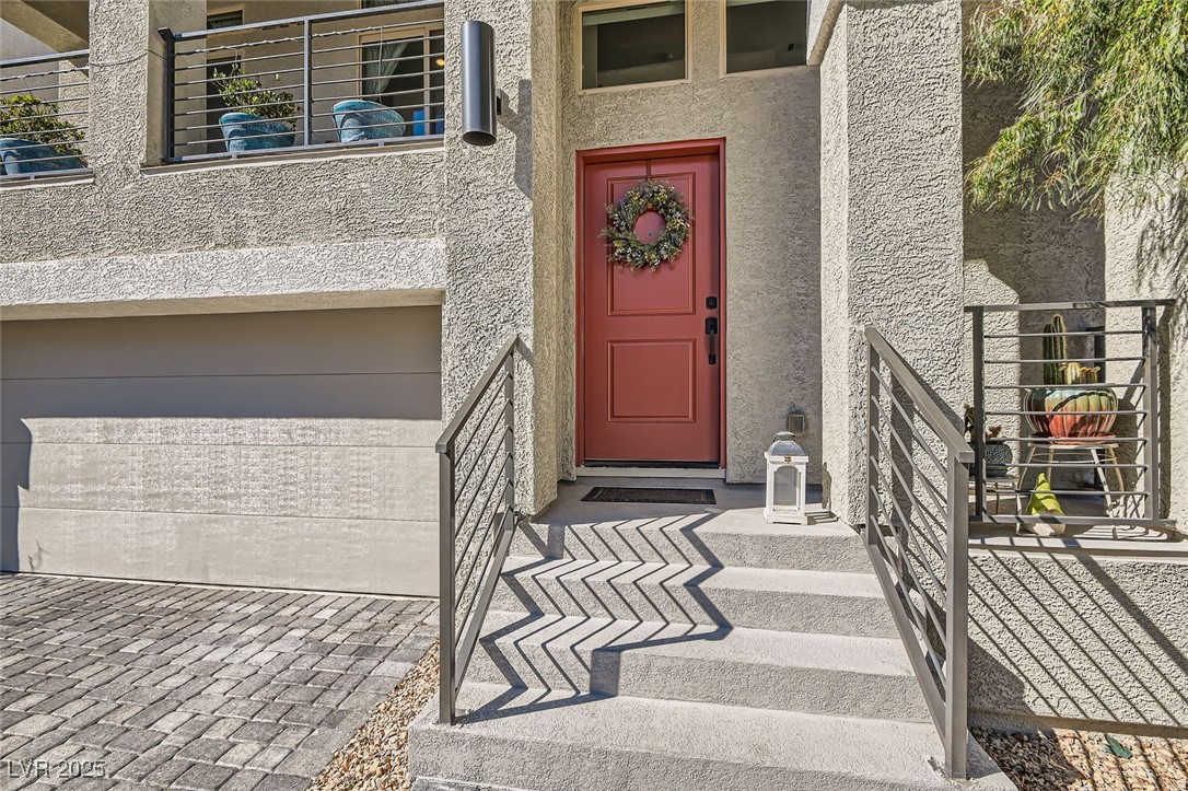 10393 Rose Palisade Street Property Photo 3