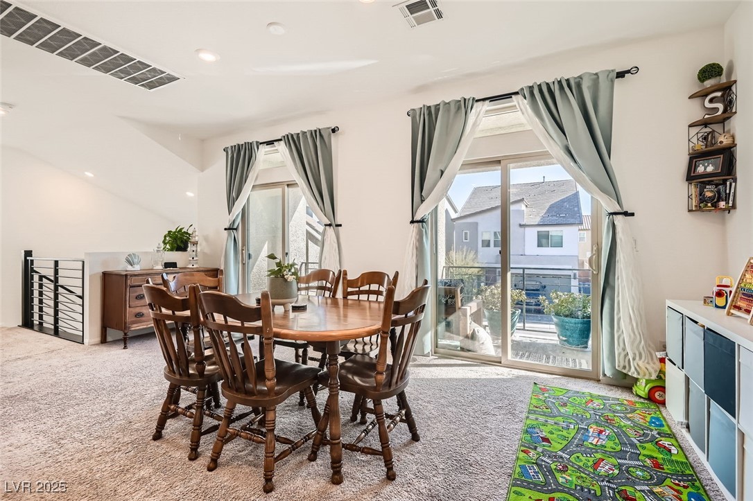 10393 Rose Palisade Street Property Photo 5