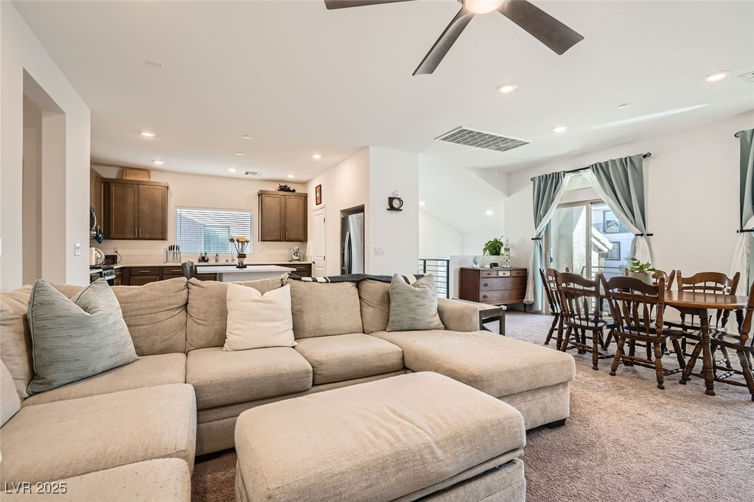 10393 Rose Palisade Street Property Photo 10