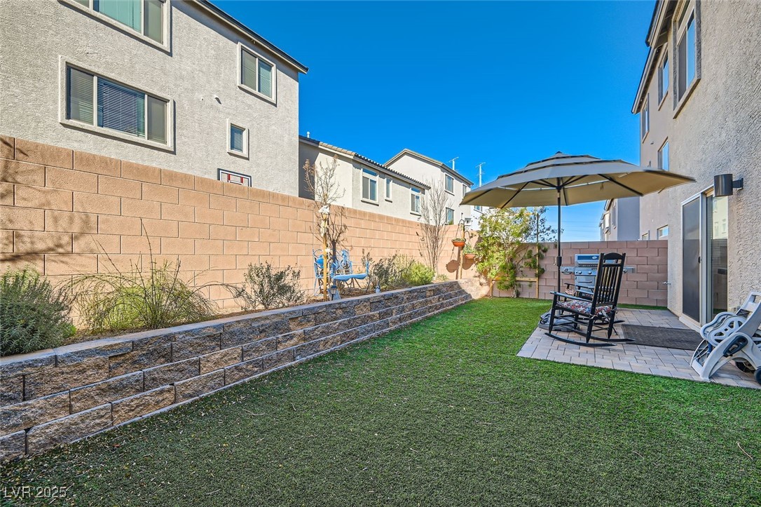 10393 Rose Palisade Street Property Photo 27