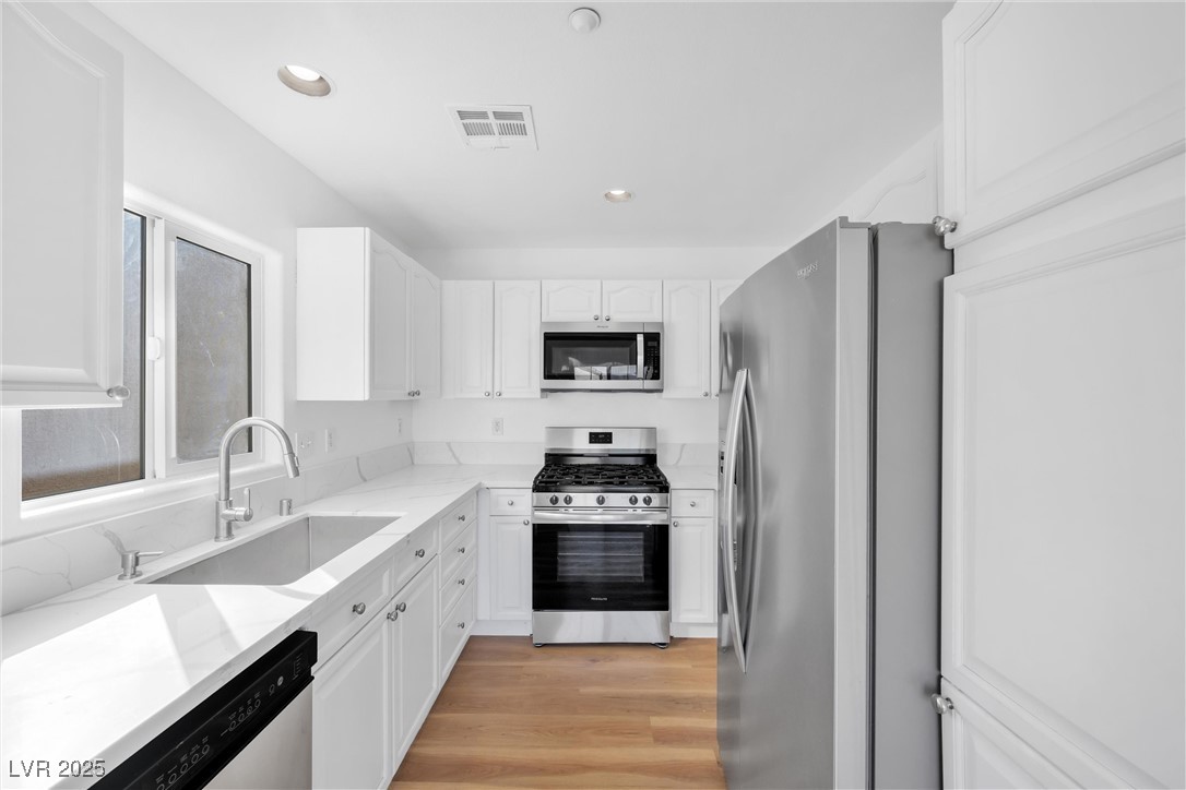 9017 Becoming Court Property Photo