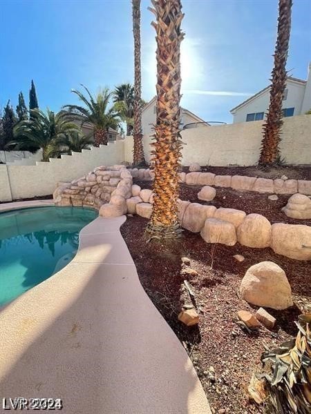 1213 Daytona Lane Property Photo 5