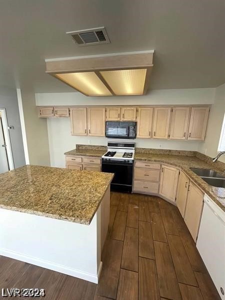 1213 Daytona Lane Property Photo 14