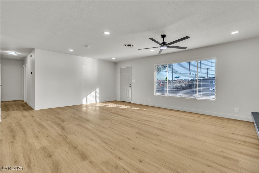4578 Ridgedale Avenue Property Photo 7