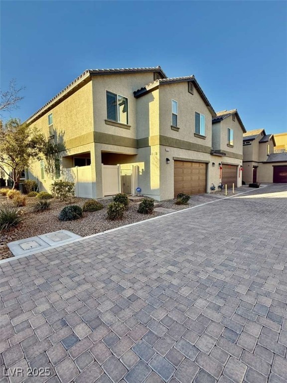 6145 Scarlet Leaf Street Property Photo 2