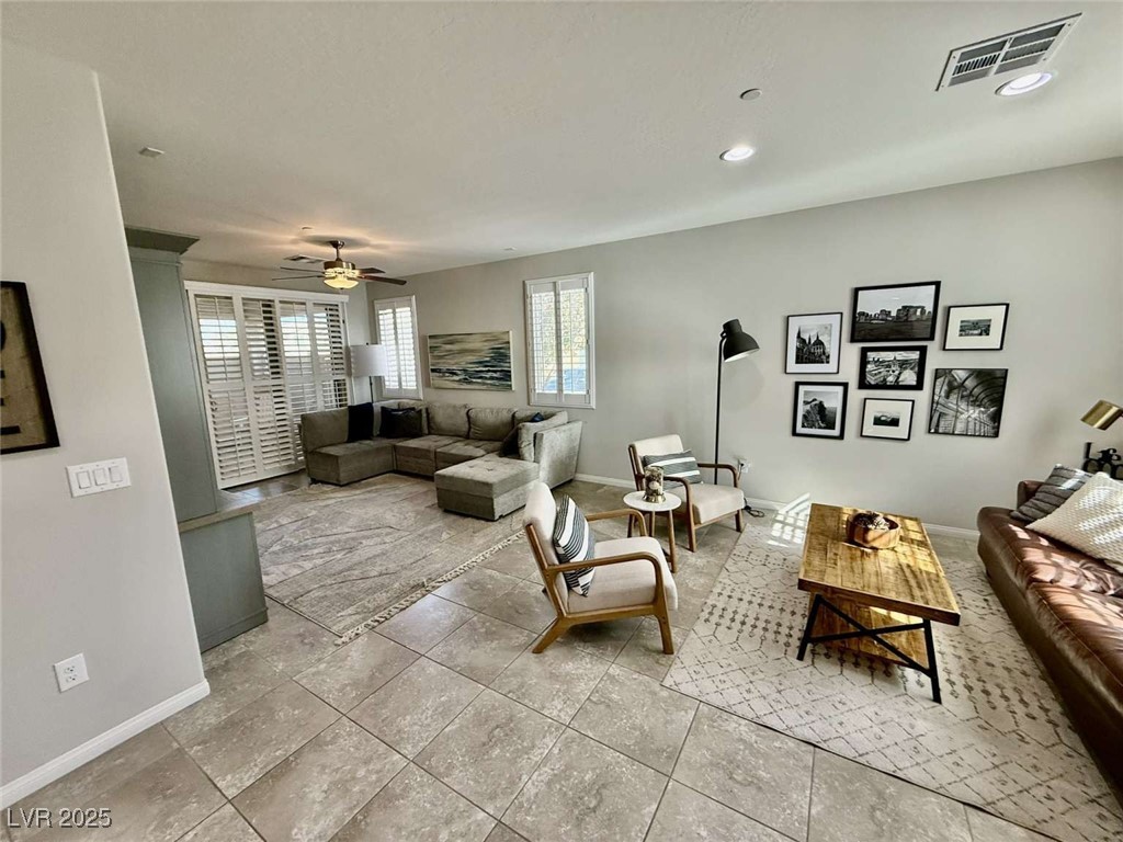 6145 Scarlet Leaf Street Property Photo 12
