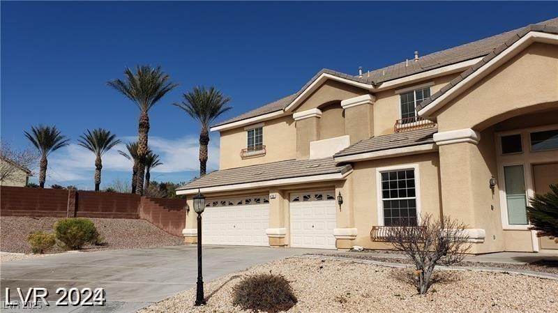 4798 Luna Ridge Court Property Photo 4