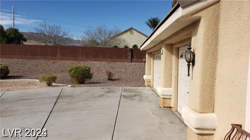 4798 Luna Ridge Court Property Photo 6