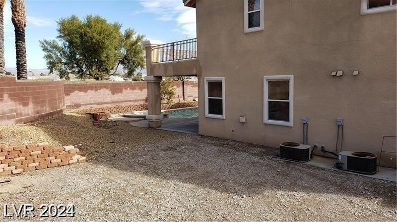 4798 Luna Ridge Court Property Photo 8