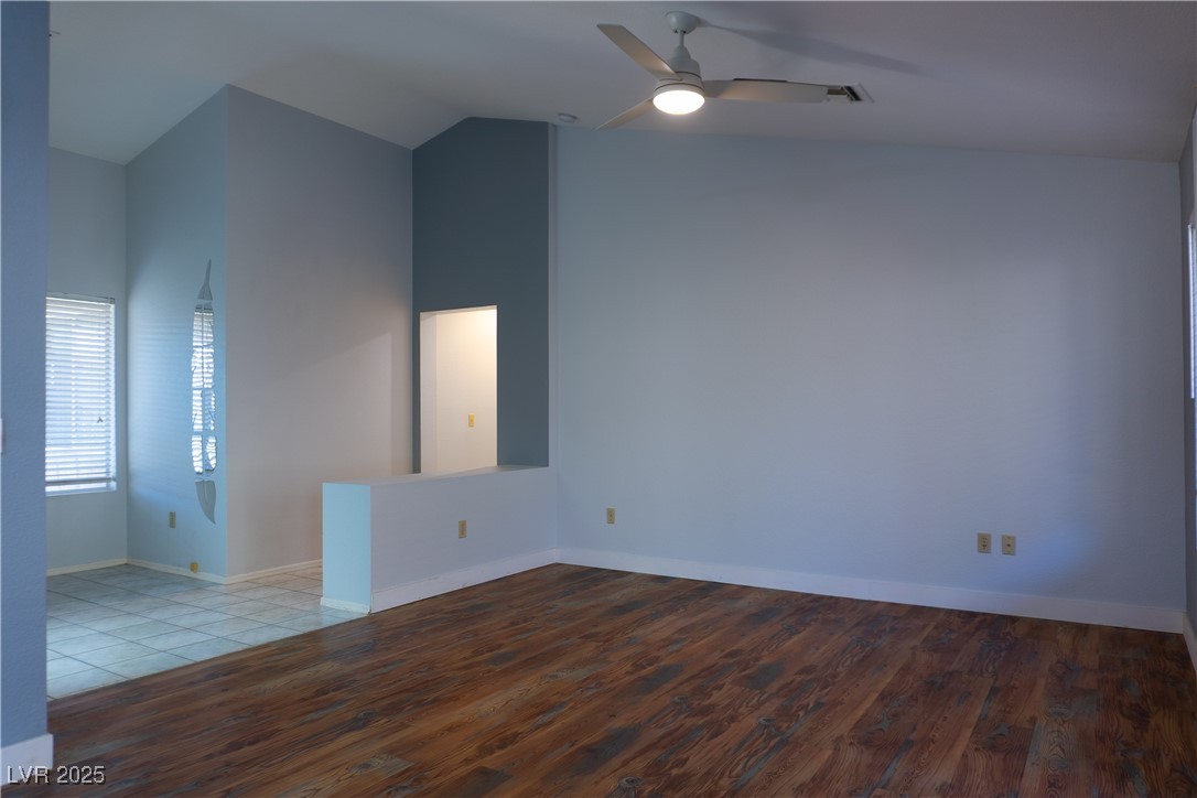 2841 Bluff Point Drive Property Photo 8