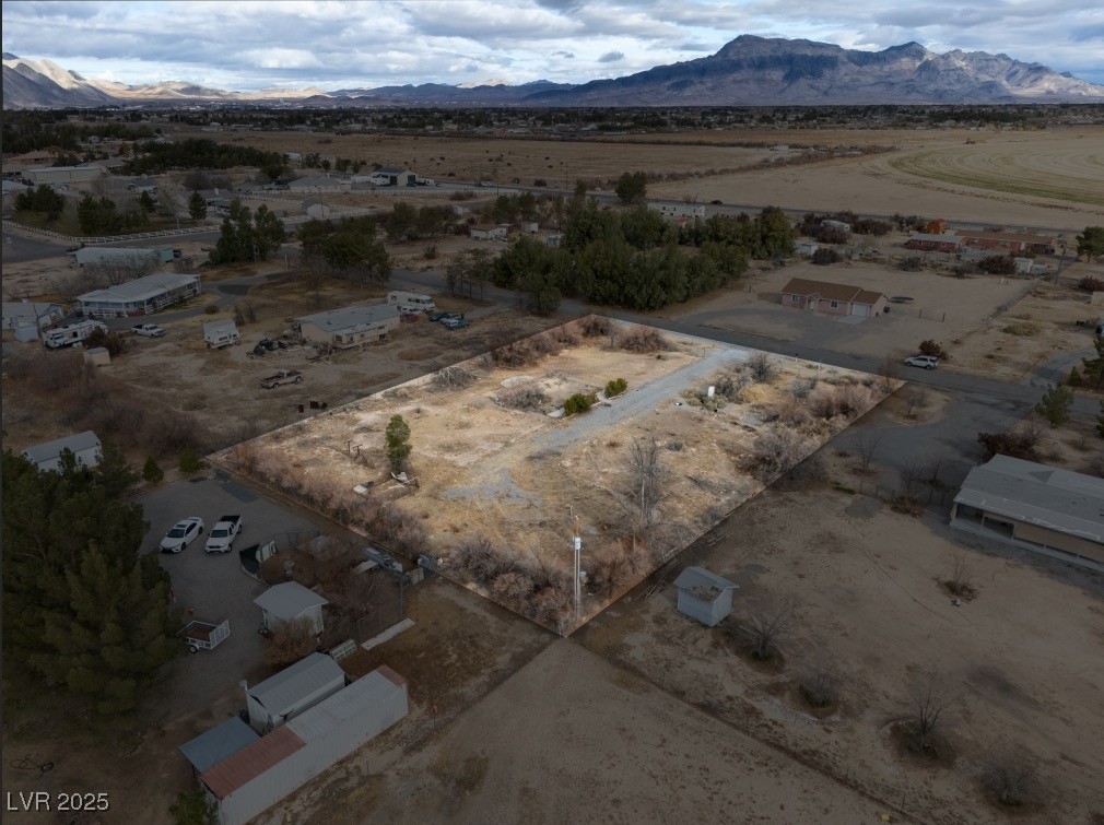 1391 West Piltz Road Property Photo 4