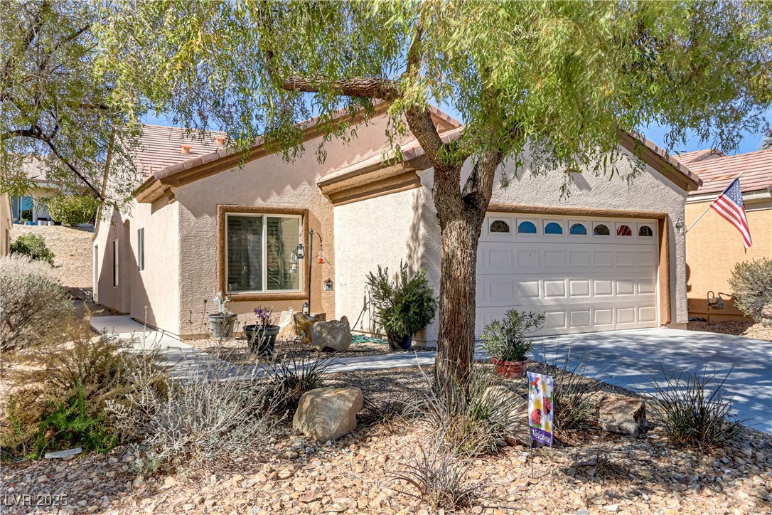 7669 Fieldfare Drive Property Photo 1