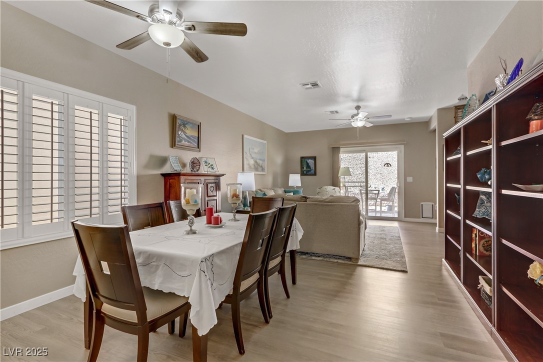 7669 Fieldfare Drive Property Photo 14