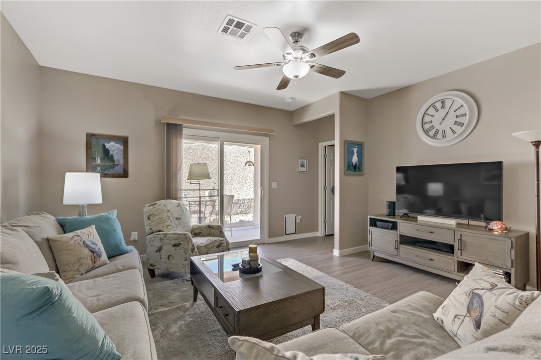 7669 Fieldfare Drive Property Photo 19