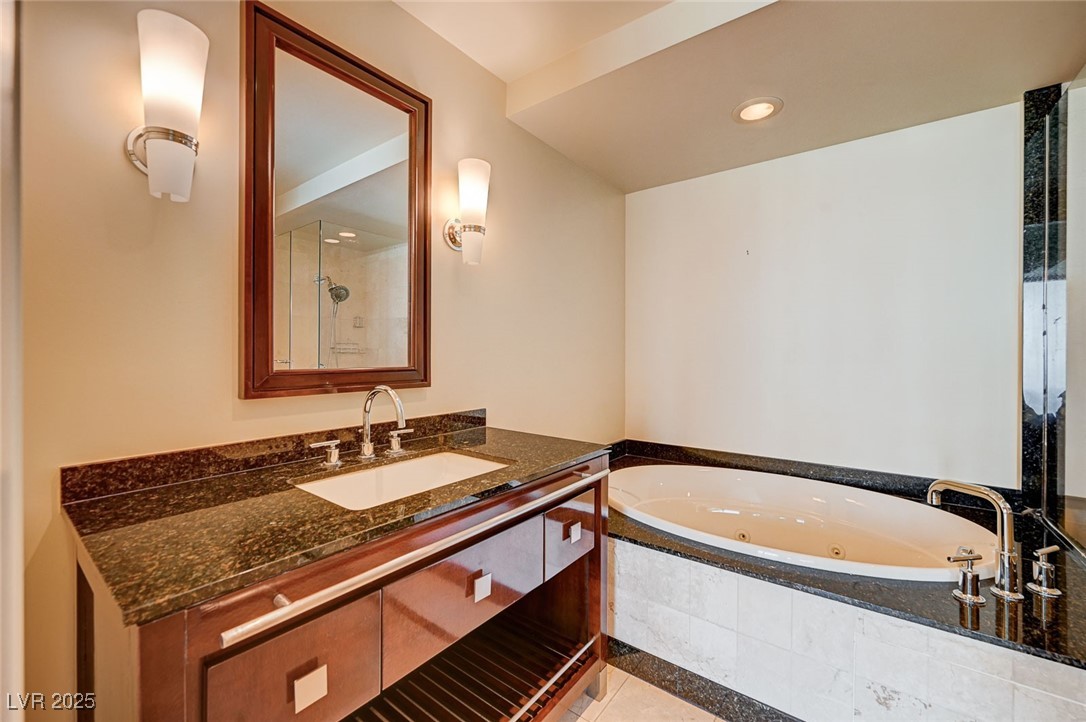 2700 Las Vegas Boulevard 3804 Property Photo 18