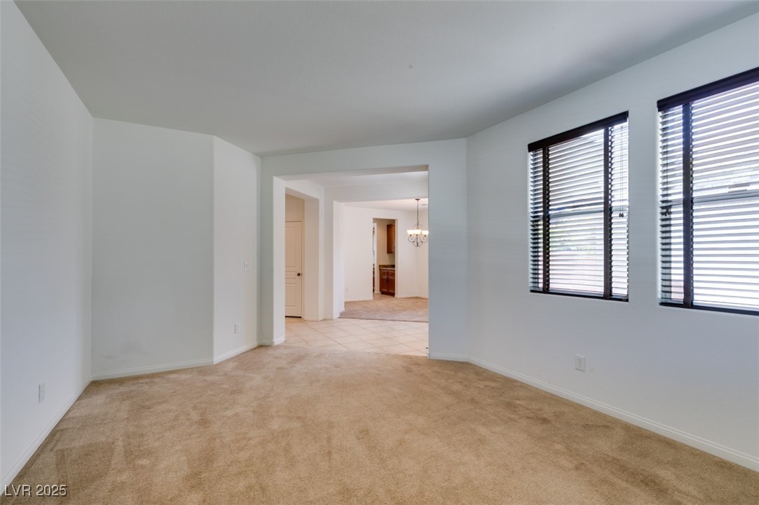 7850 Thunder Echo Street Property Photo 10